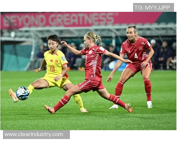 巅峰对决！中国香港混团世界杯八比七绝杀法国，创造历史！